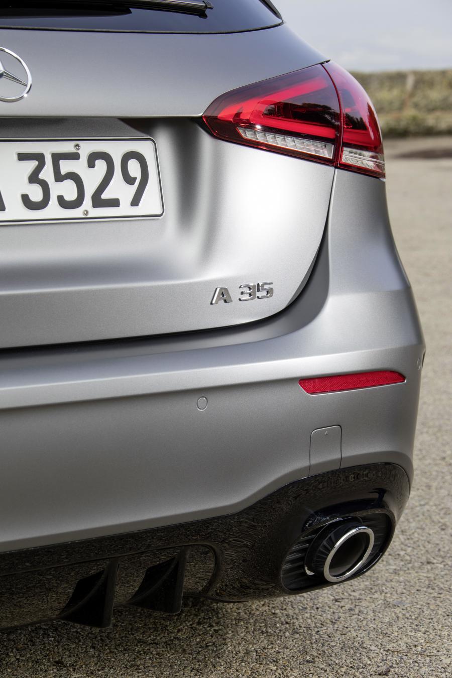 Детали экстерьера Mercedes-AMG A35 4Matic (W177) 2018 года  (WW) (фото 13 из 42)
